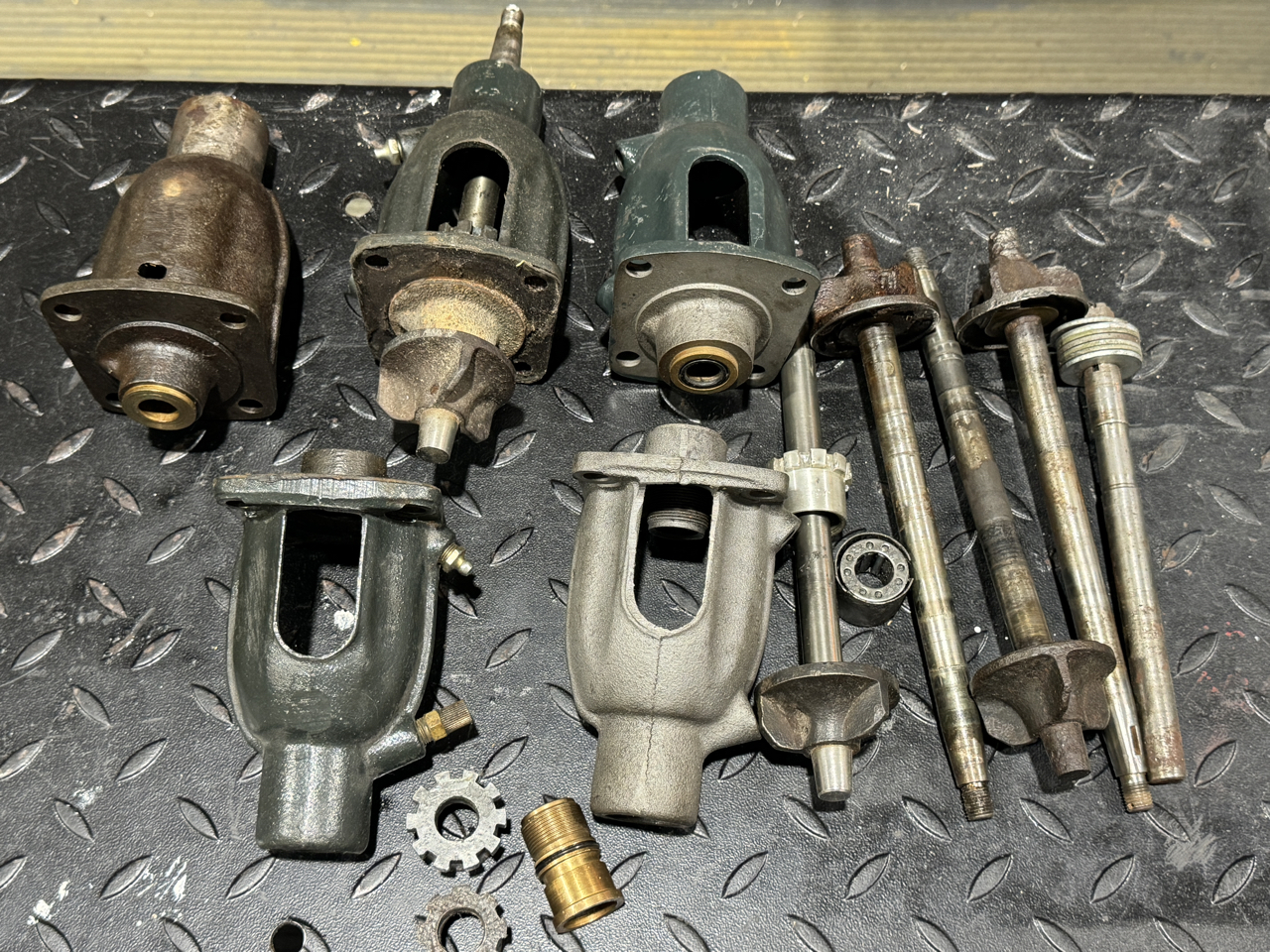 Water pumps, servicable