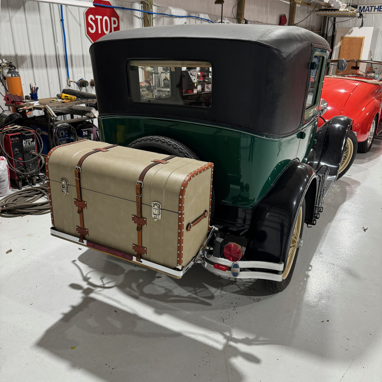 Trunk and un-pluggable, mag mount tail lights